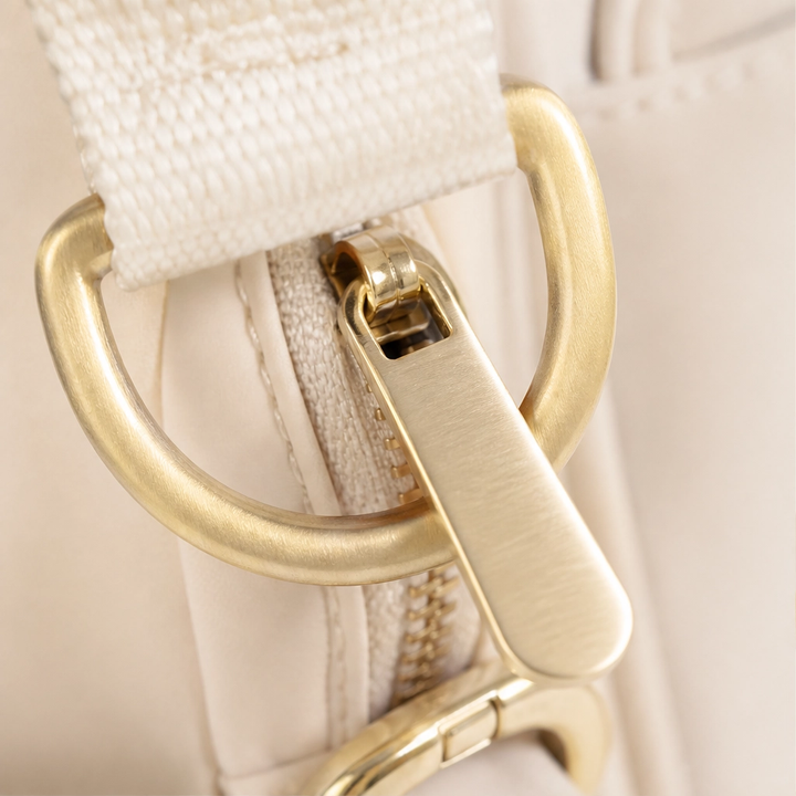 Voya™ – Insulated Crossbody Tumbler Carrier with Phone Pocket &amp; Adjustable Strap + 50% OFF