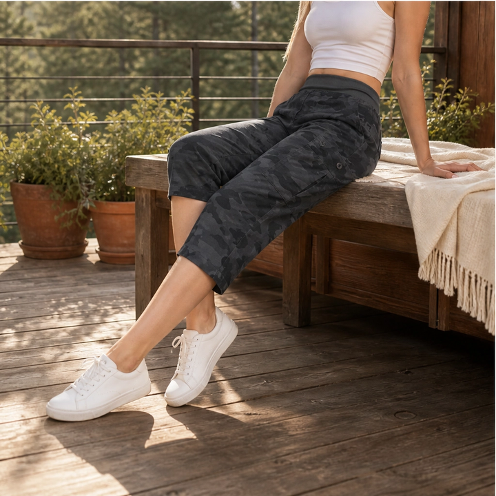 Wanderlee™ – Lightweight 6-Pocket Quick-Dry Hiking Cargo Capris + 50% OFF