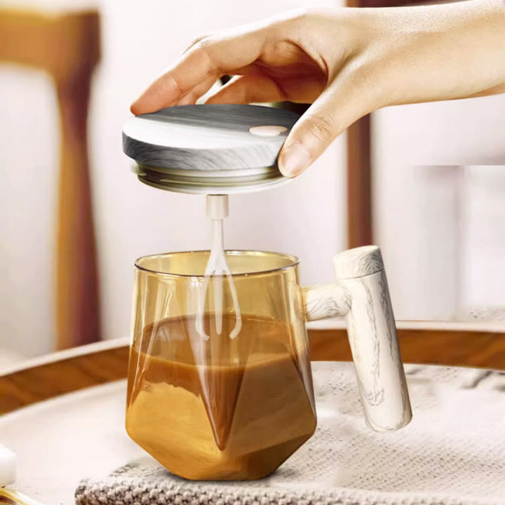 Brewell™ – Self-Stirring Glass Mug with Wood-Grain Lid &amp; One-Touch Whisk + 50% OFF